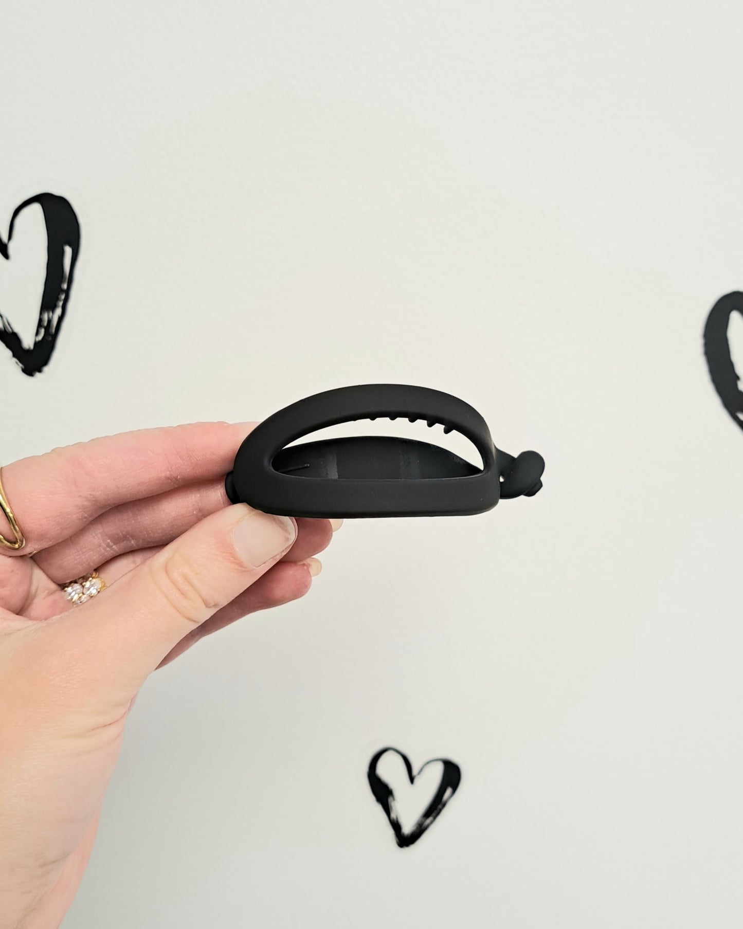 Oval Cut Out Hair Clip