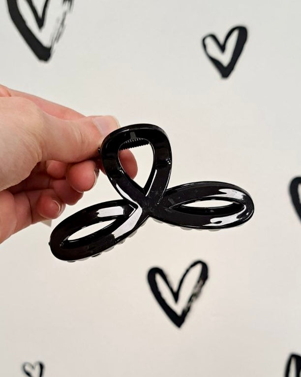 Ribbon Claw Hair Clip