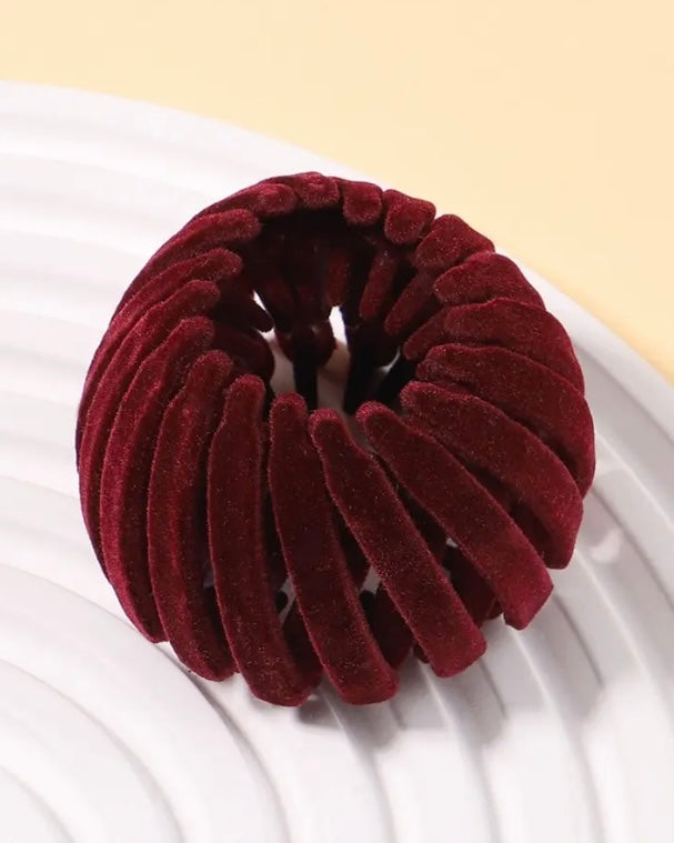 Velvet Expandable Hair Claw