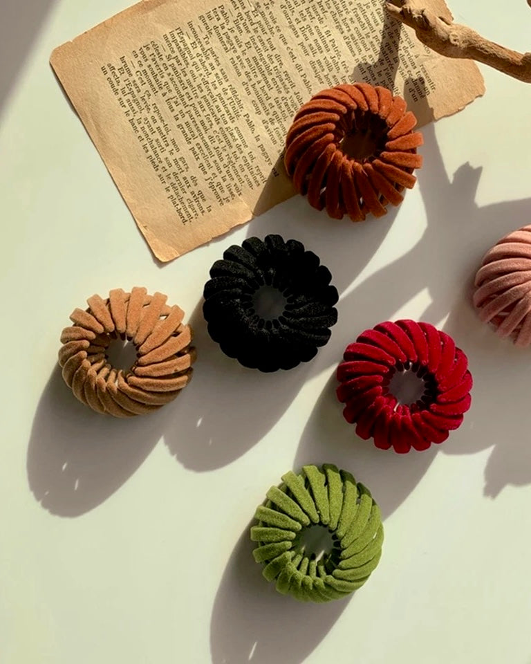 Velvet Expandable Hair Claw