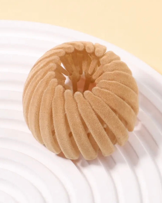 Velvet Expandable Hair Claw