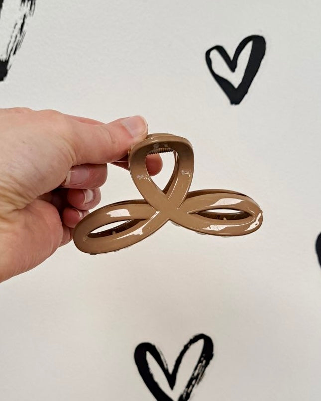 Ribbon Claw Hair Clip