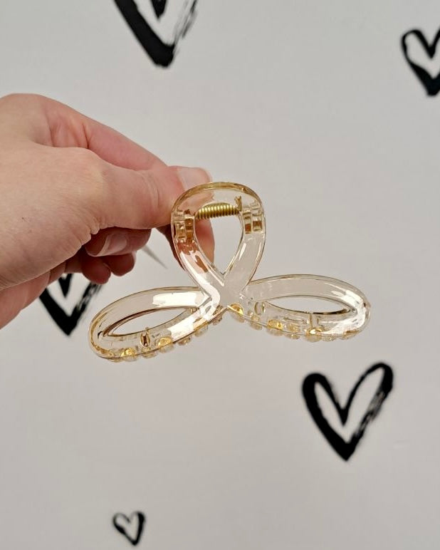 Ribbon Claw Hair Clip