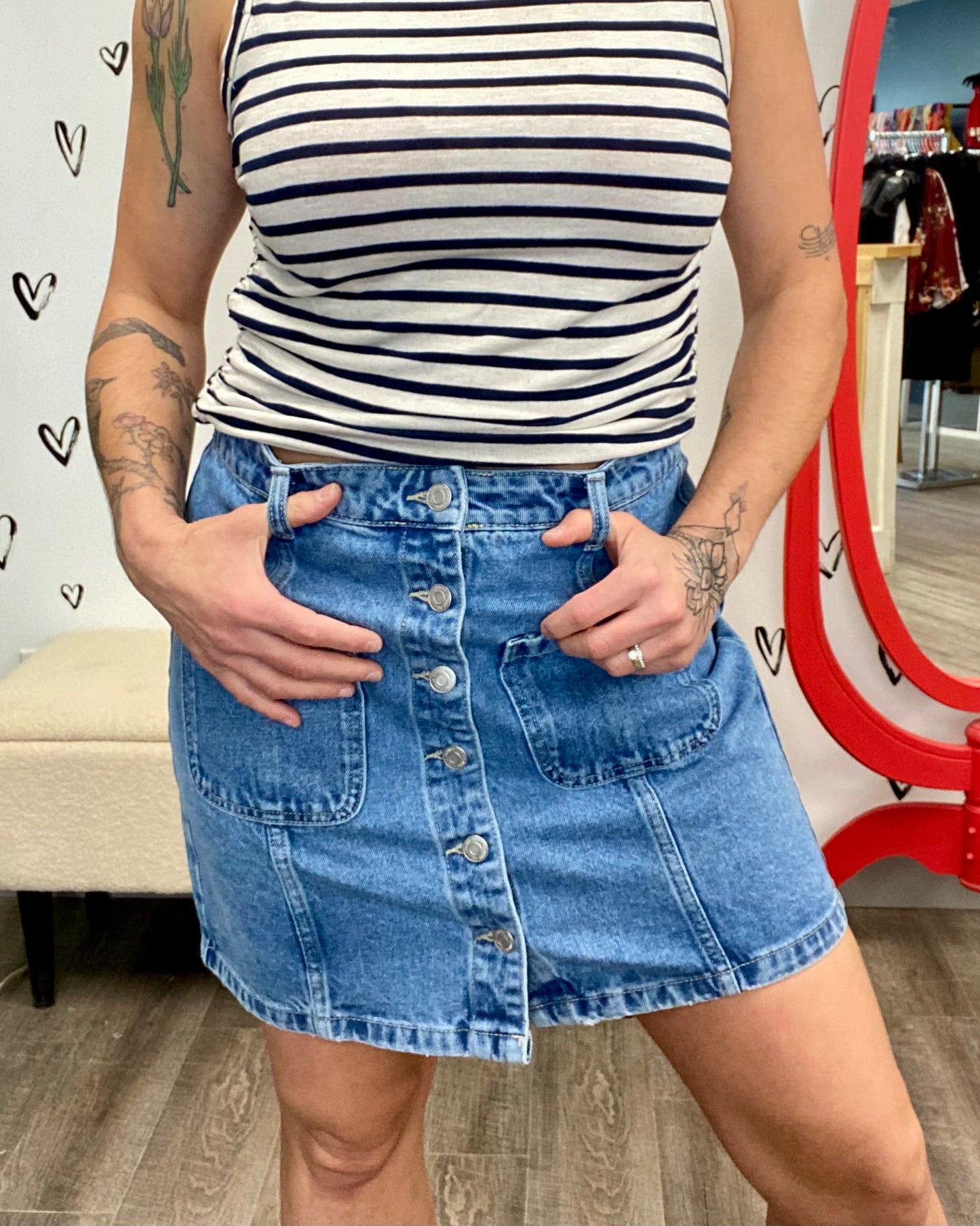 The Sasjo Short Denim Pocket Skirt