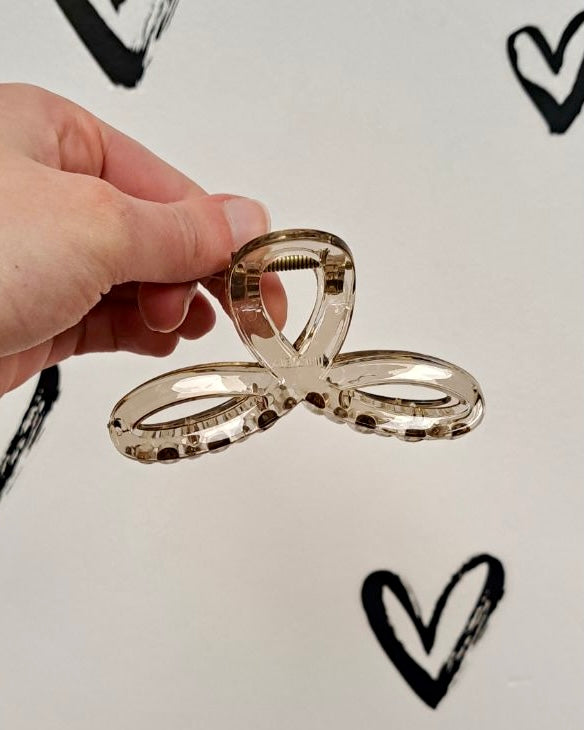 Ribbon Claw Hair Clip