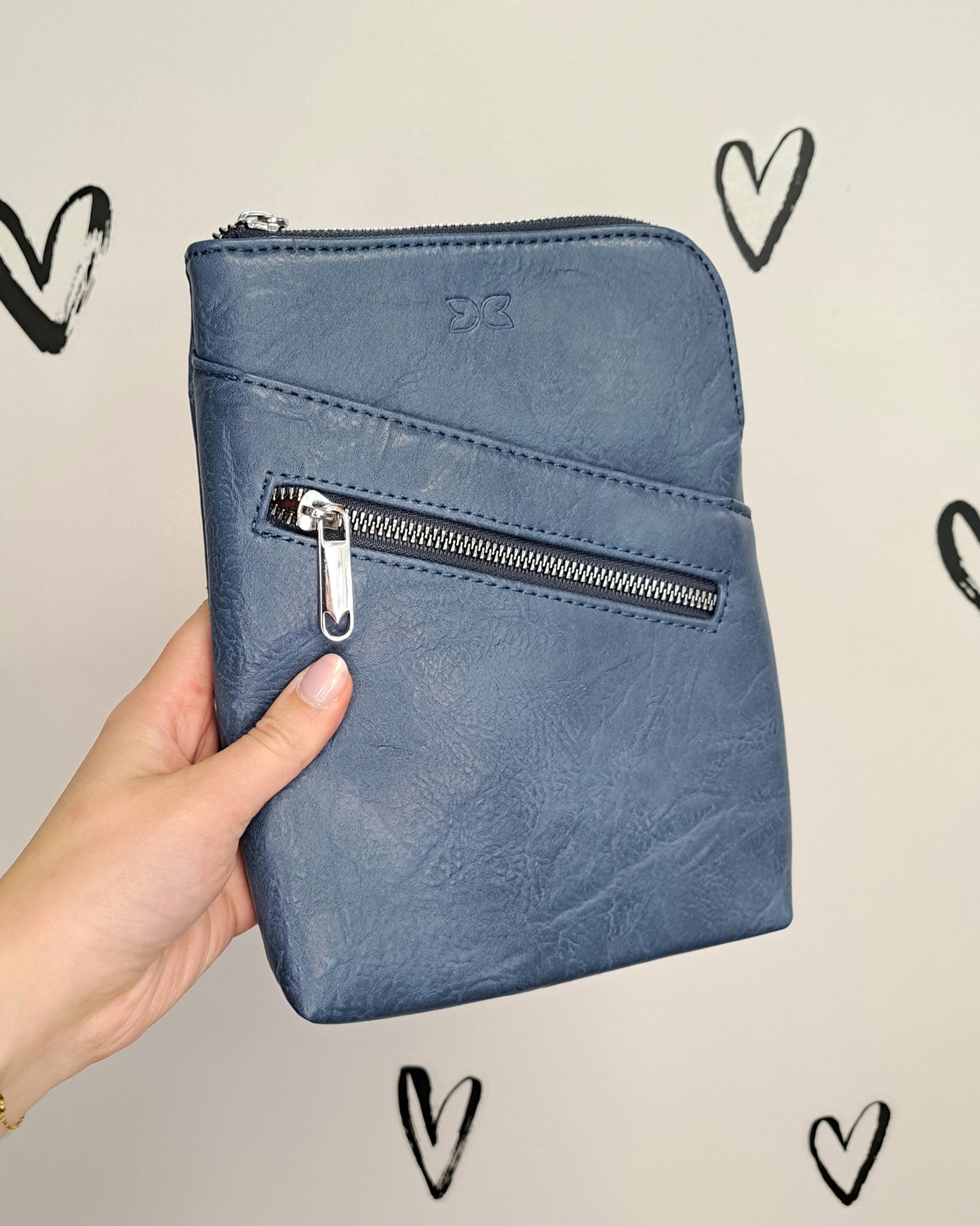 Compact Crossbody Purse 🍁