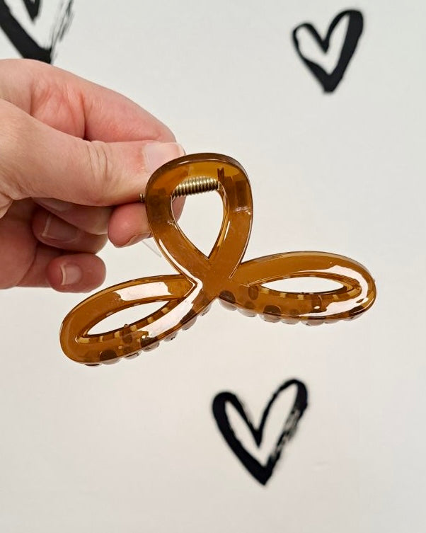 Ribbon Claw Hair Clip