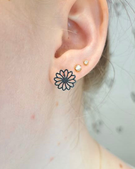 Daisy Flower Studs