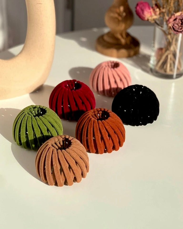 Velvet Expandable Hair Claw