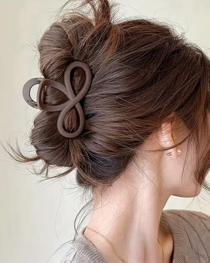 Eternity Claw Hair Clip