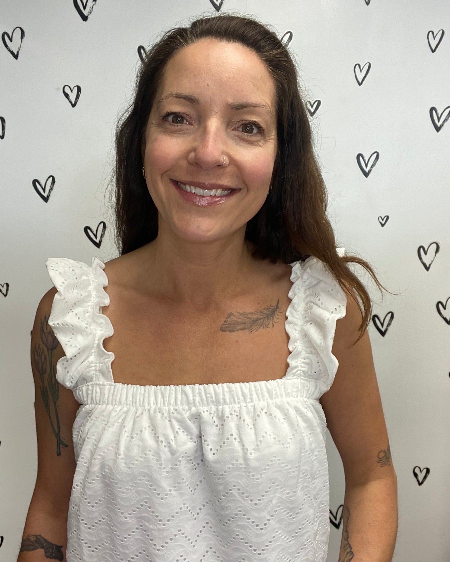 The Thas Eyelet Ruffle Singlet Top: 2 COLORS