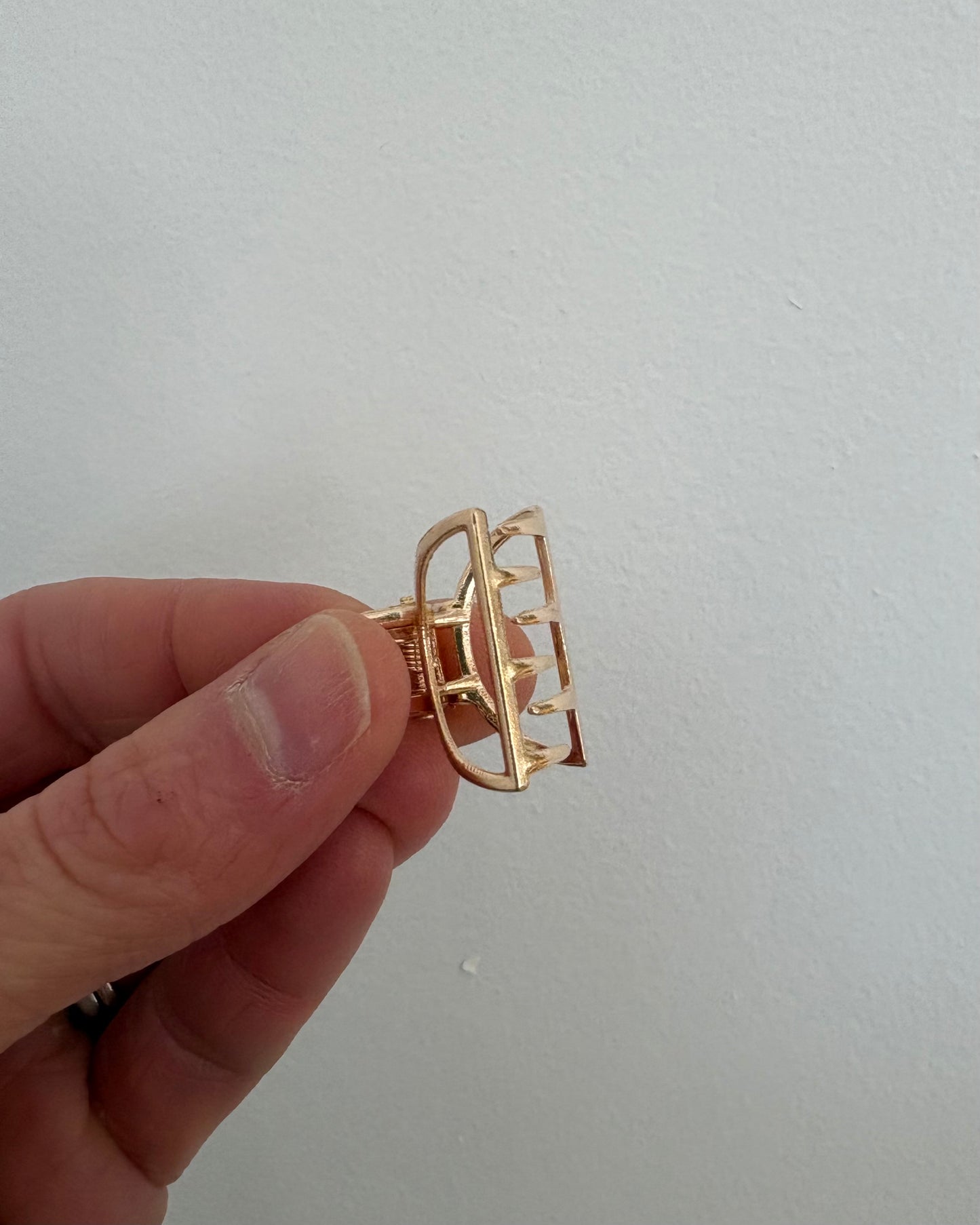 Tiny Gold Claw Hair Clip