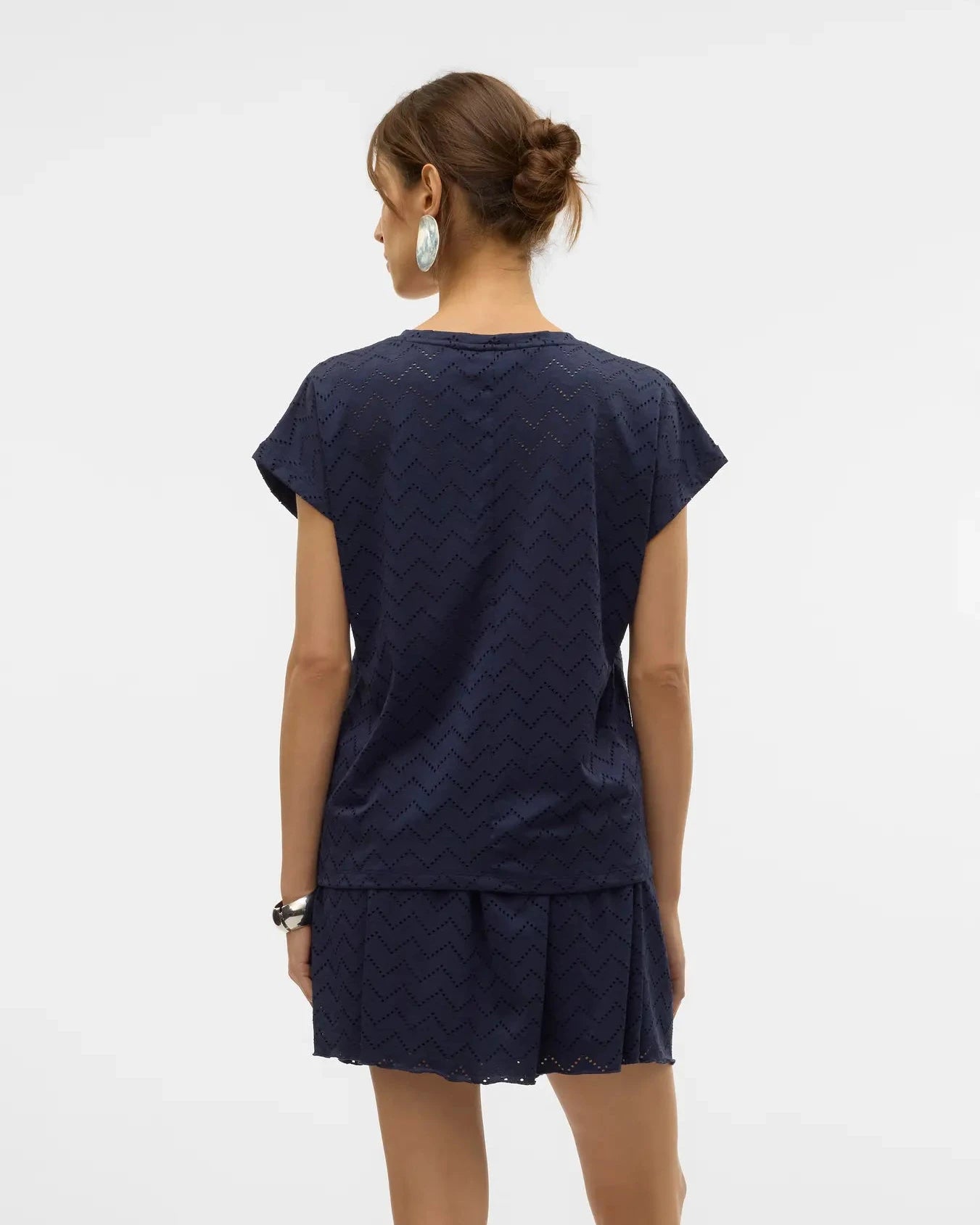 The Thas Eyelet V-Neck Top: 3 COLORS