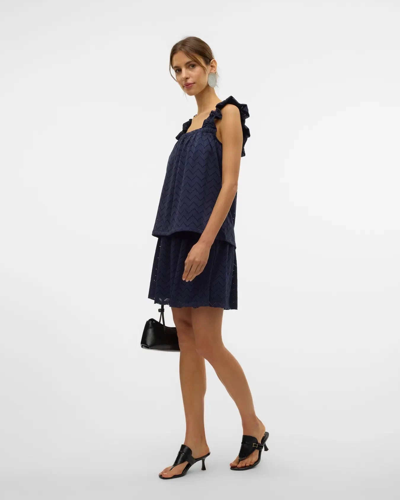 The Thas Eyelet Ruffle Singlet Top: 2 COLORS