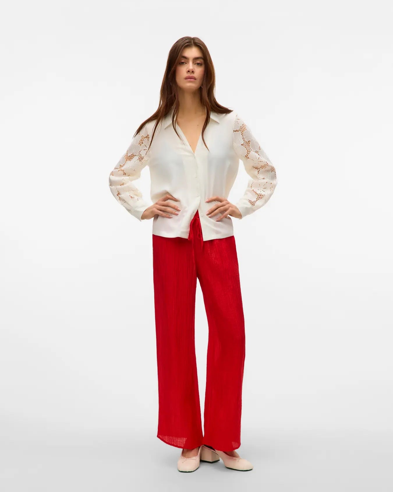 The Bettal Wide Leg Pants