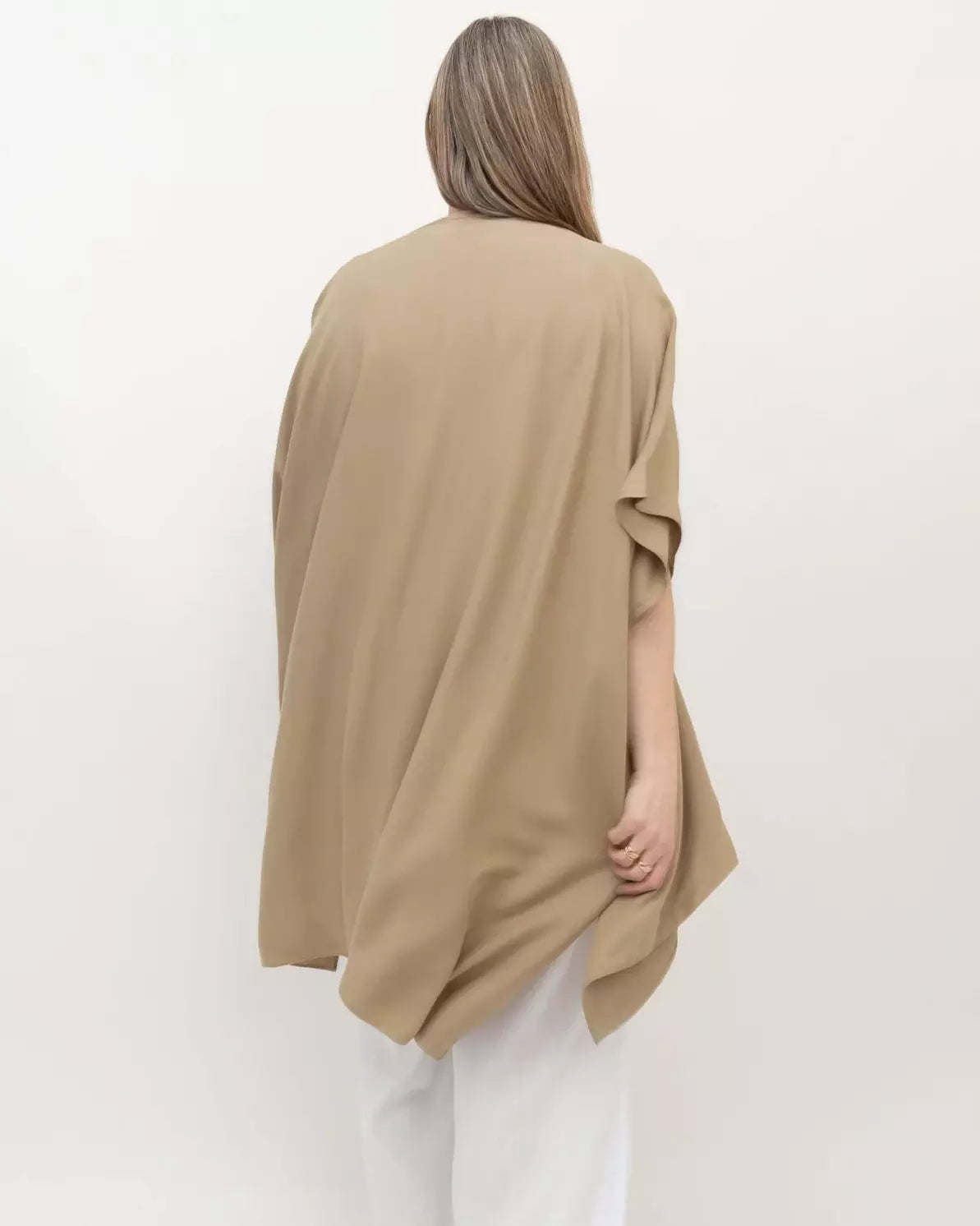 The Darcy Sand Kimono π