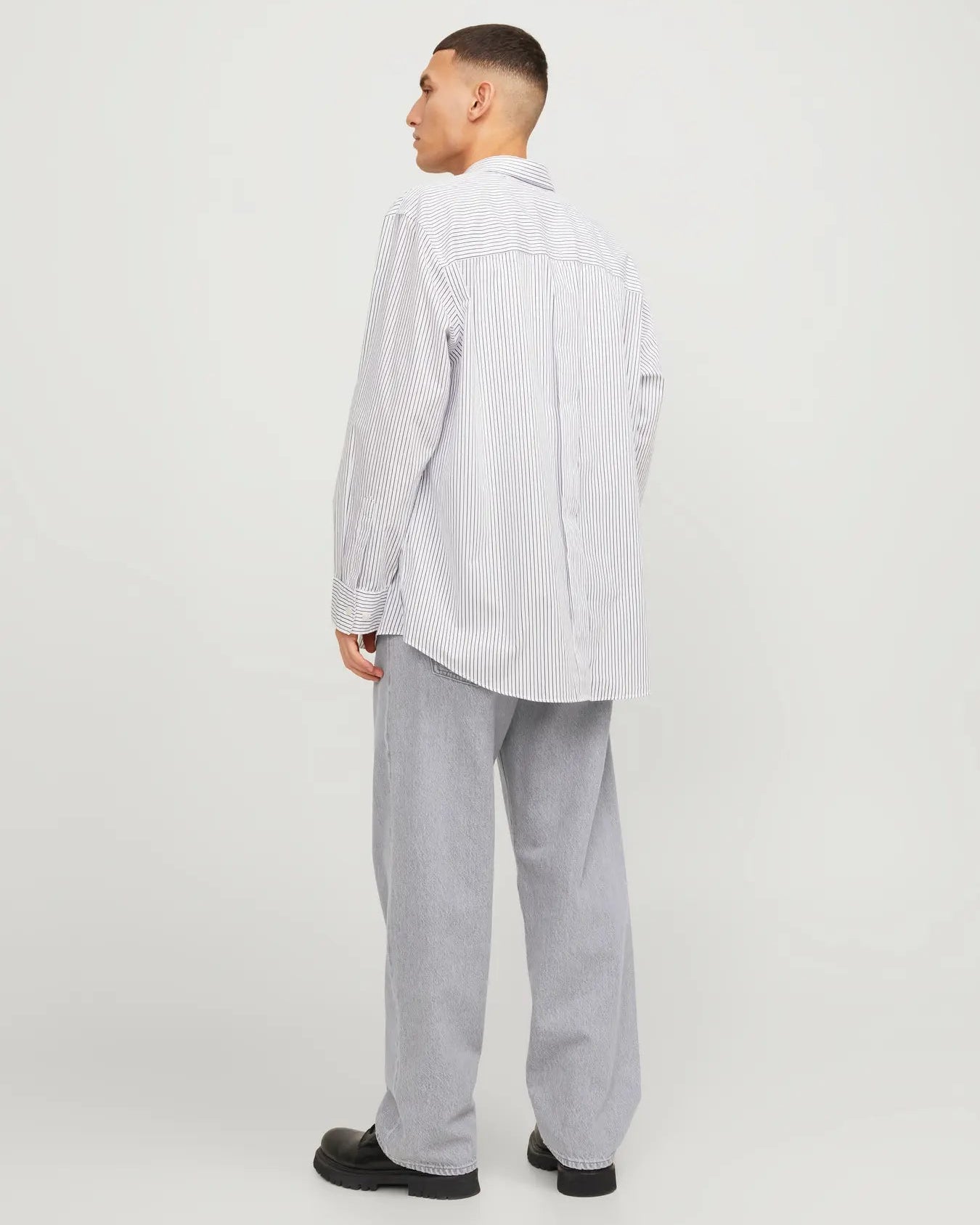 The Alex Loose Fit Gray Wash Jeans