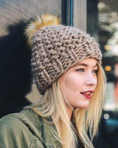 Oversized Chunky Knitted Pom Touque