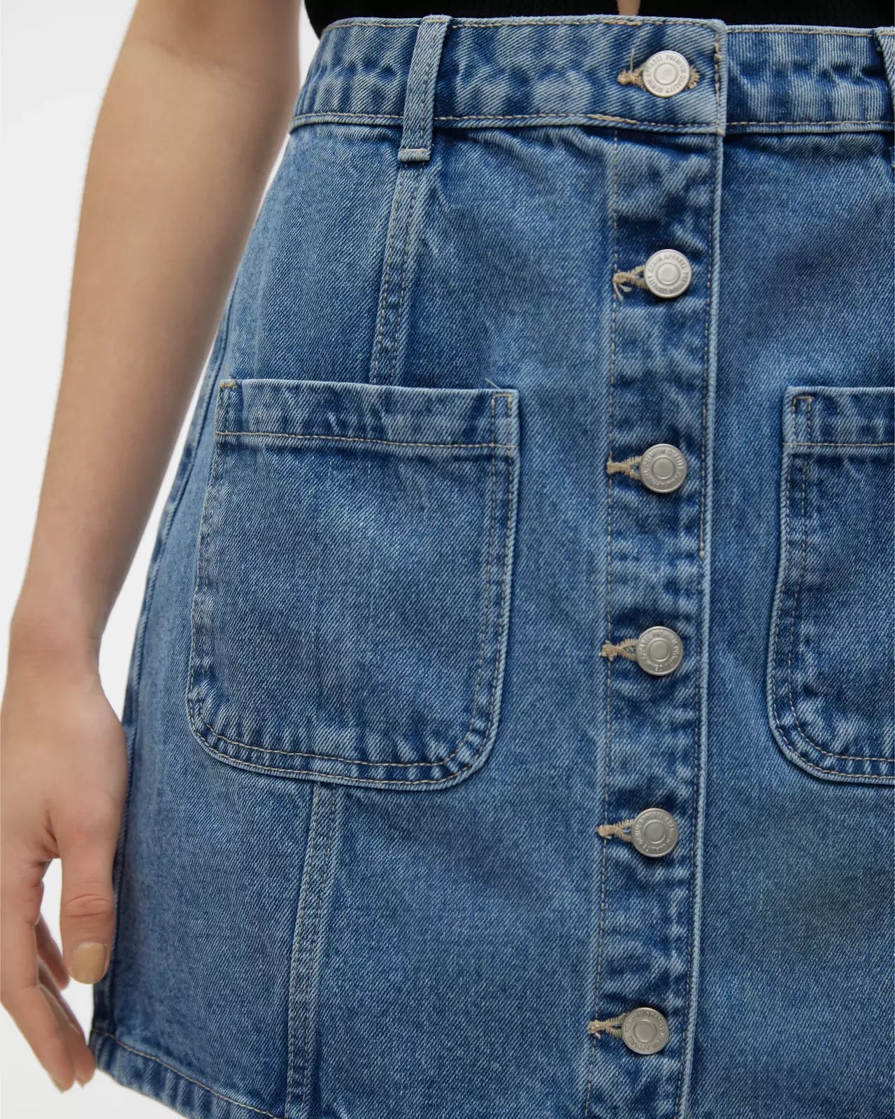 The Sasjo Short Denim Pocket Skirt