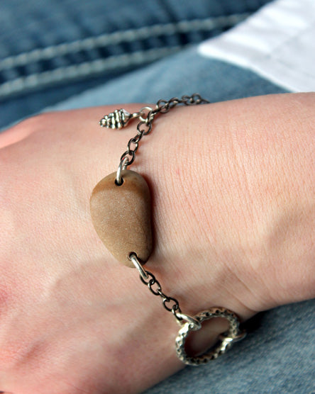 meander bracelet