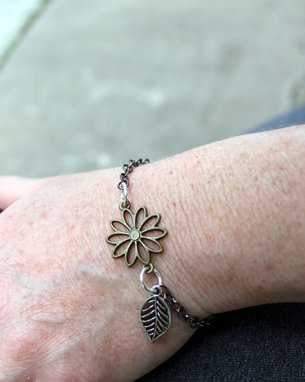 mixed metal flower + leaf bracelet
