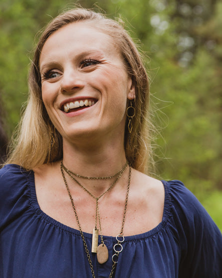 river stone + bar lariat necklace