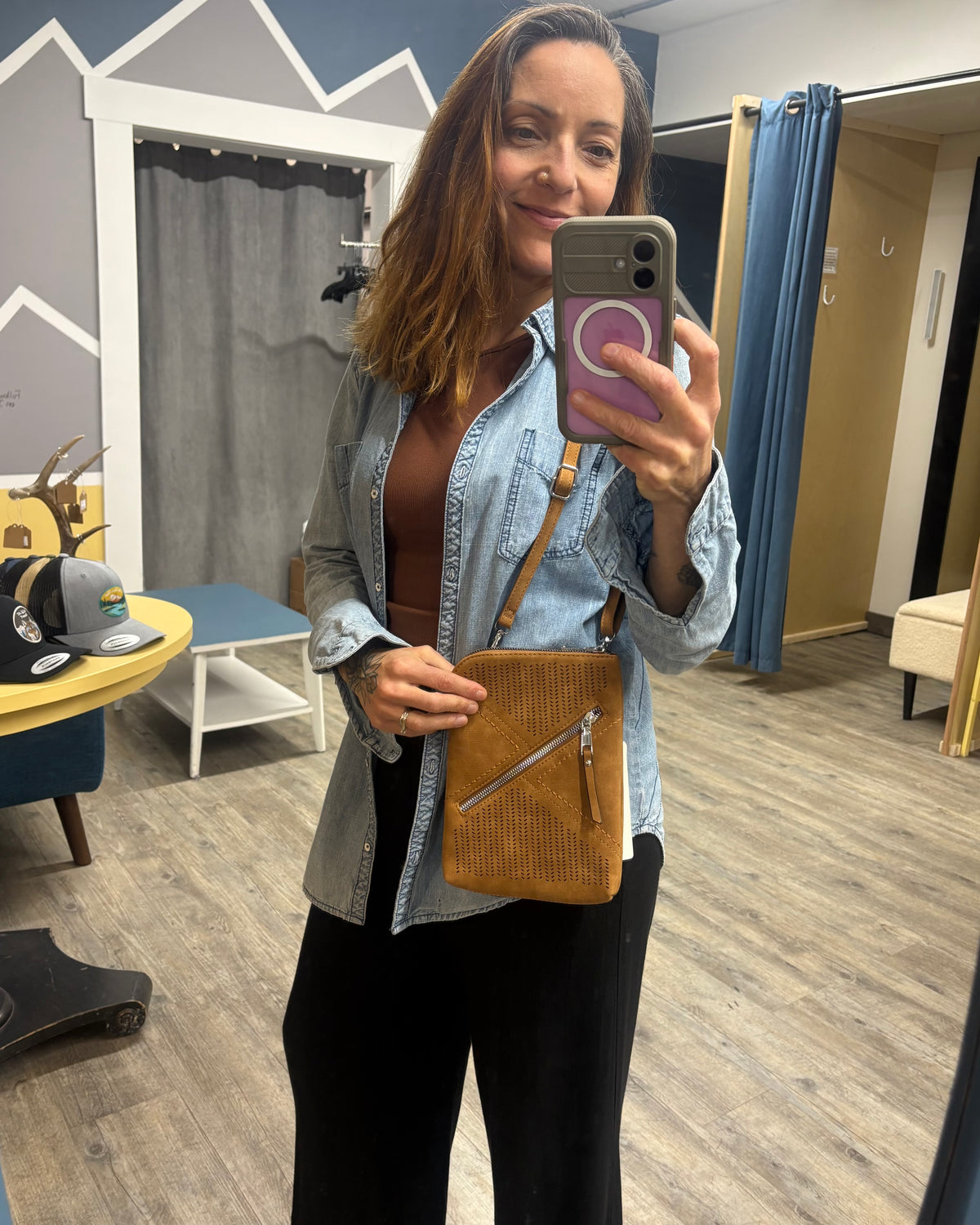 Suede Compact Crossbody Purse 🍁 8 COLORS