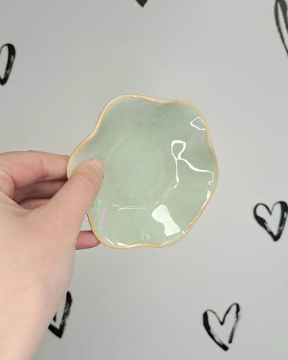 Wavy Ceramic Jewelry Dish