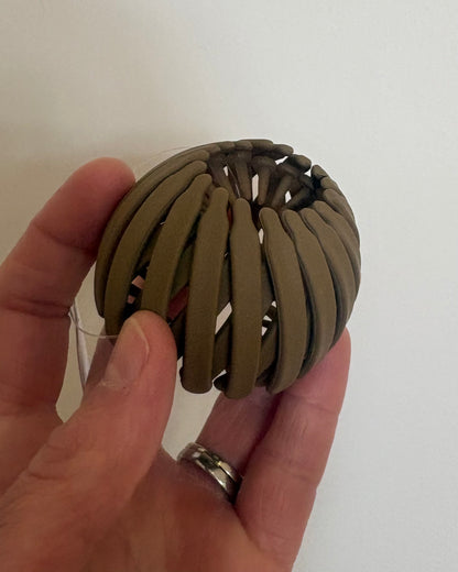 Expandable Hair Claw