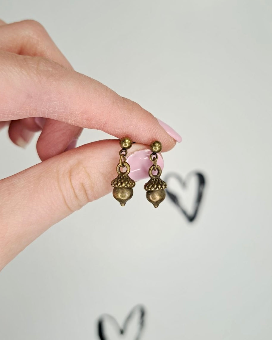 Acorn Studs