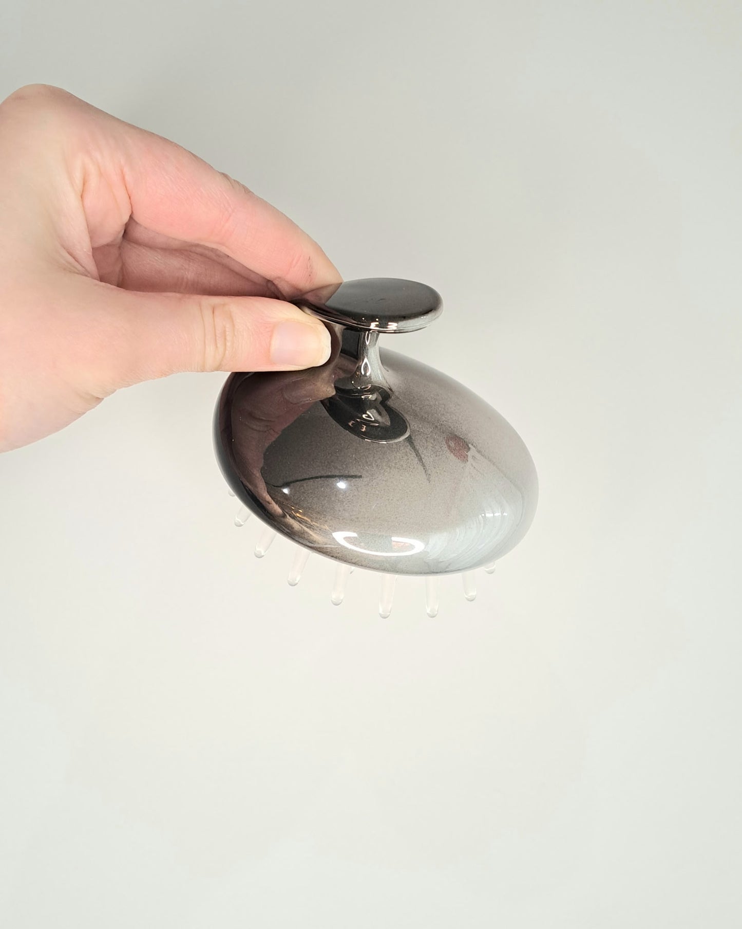 Scalp Massager & Detangler - 3 COLORS