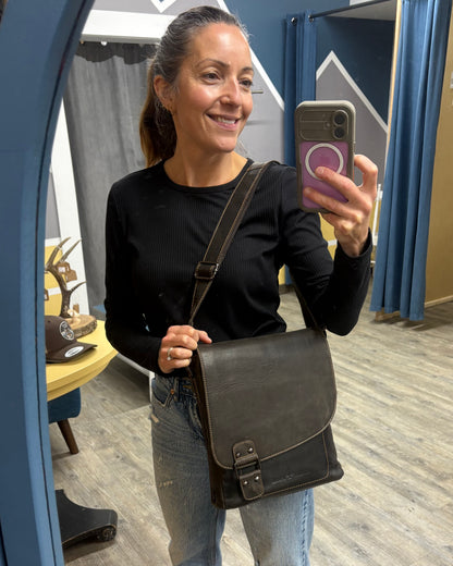 Torquay Unisex Leather Crossbody Bag: 2 COLORS