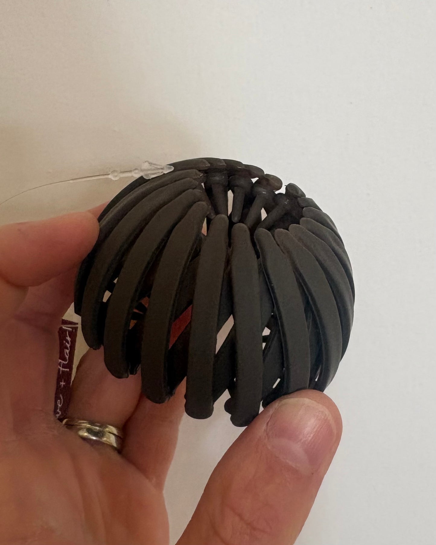Expandable Hair Claw