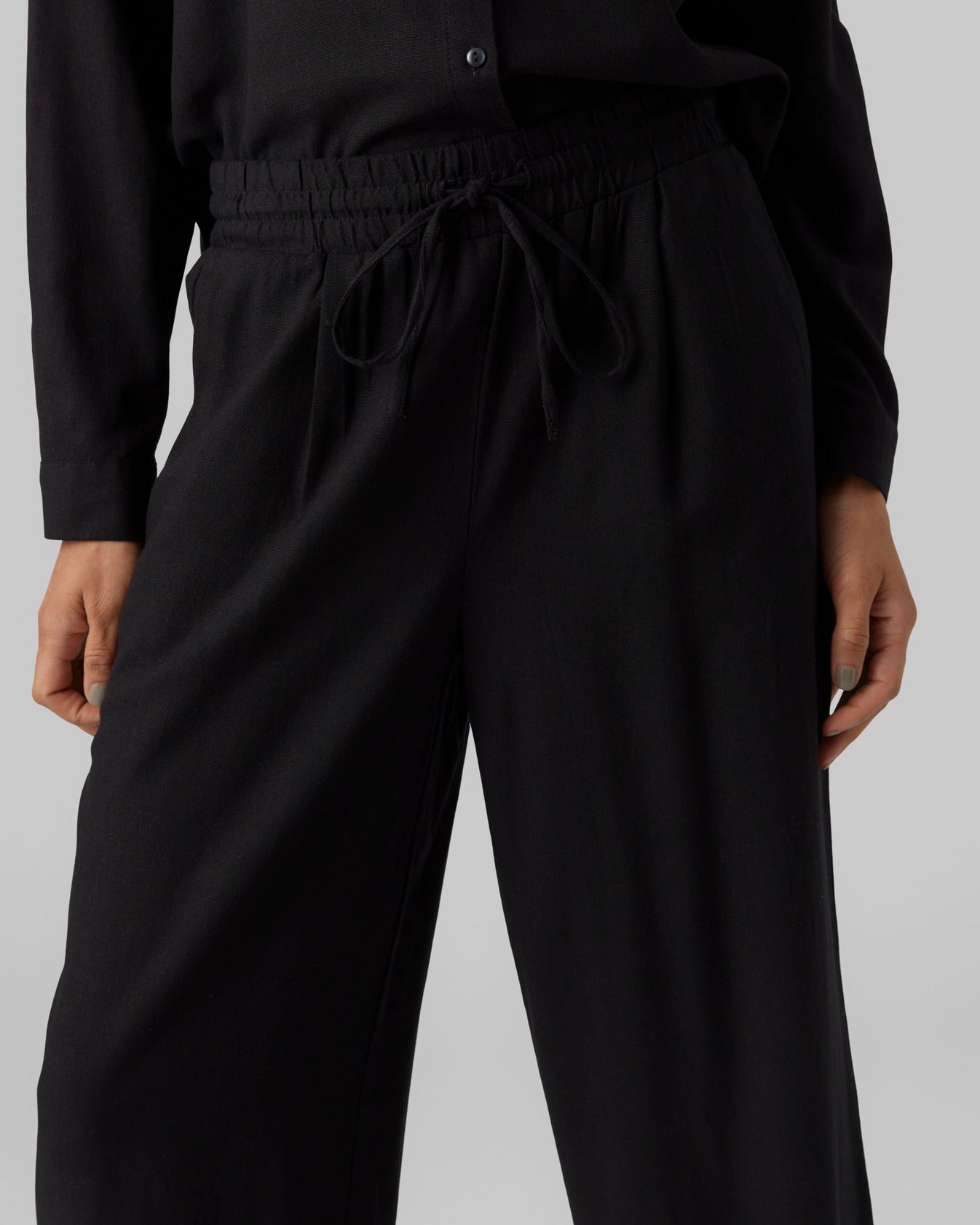 The Jesmilo Wide Pant: 2 COLORS