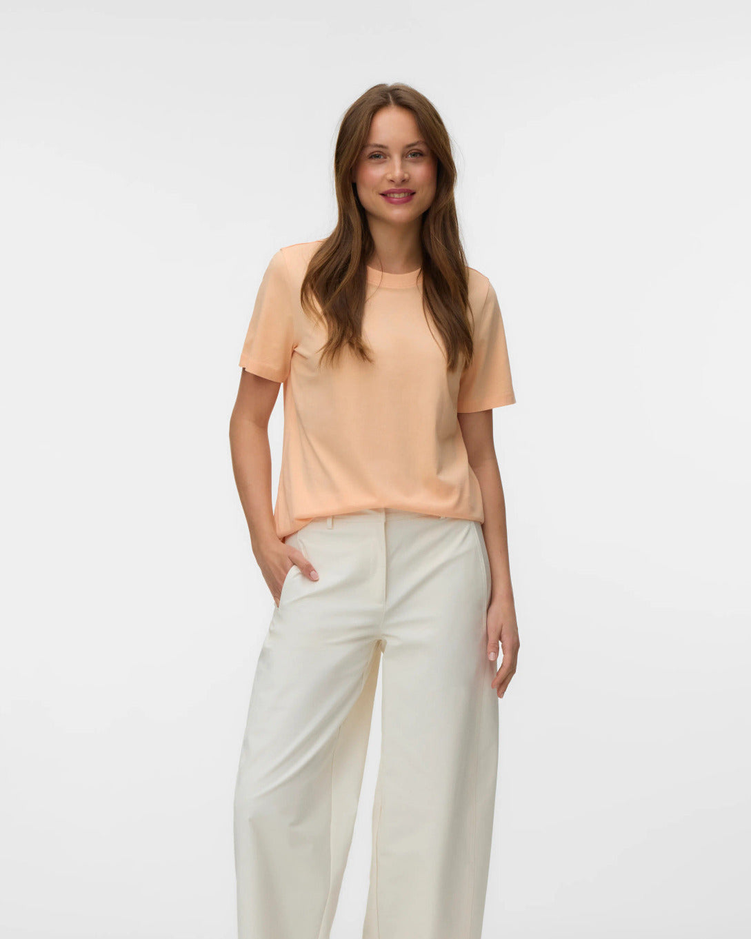 The Paulina Organic Cotton T-Shirt: Peach Fuzz