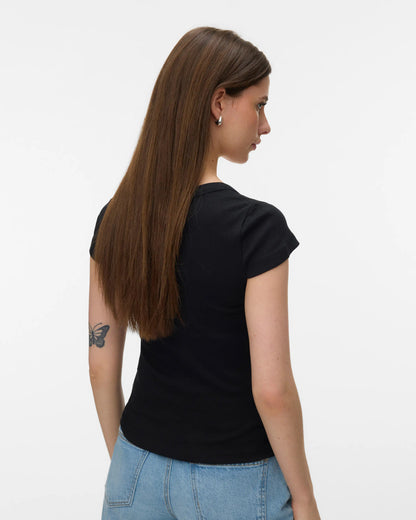 The Chloe U-Neck Fitted Top: Black