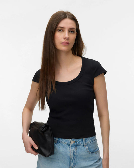 The Chloe U-Neck Fitted Top: Black