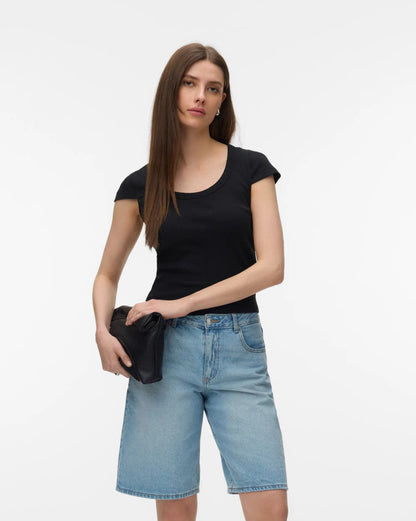 The Chloe U-Neck Fitted Top: Black
