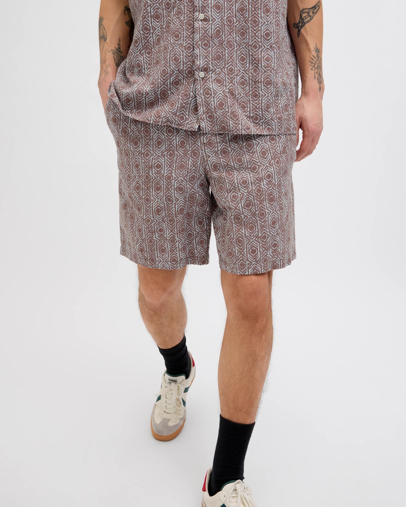 The Jaiden Taupe Casual Shorts