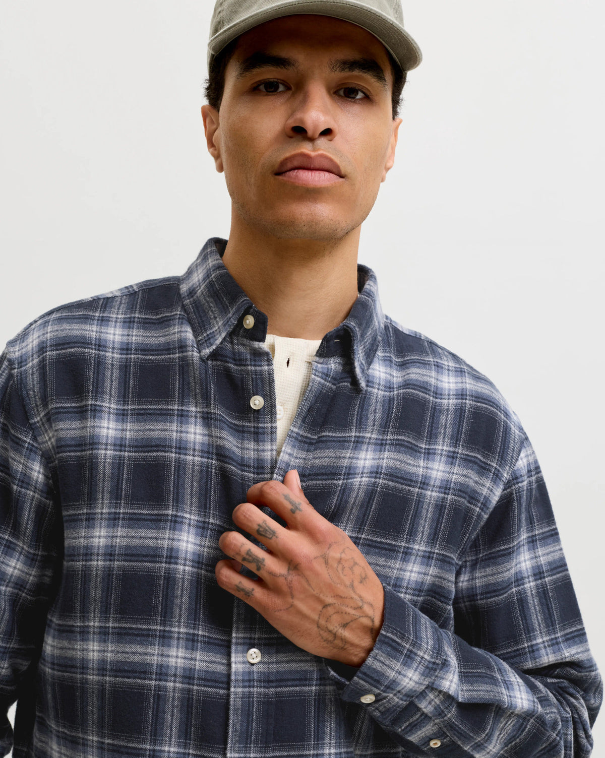 The Field Check Long Sleeve Shirt: Navy Blazer