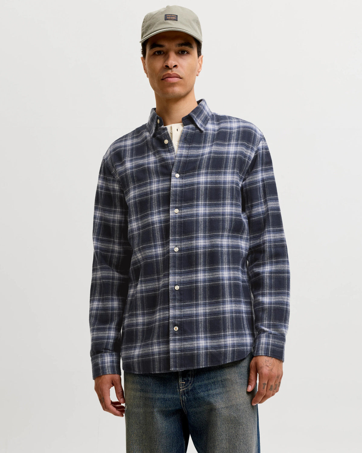 The Field Check Long Sleeve Shirt: Navy Blazer