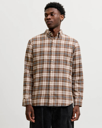 The Field Check Long Sleeve Shirt: Cocoa