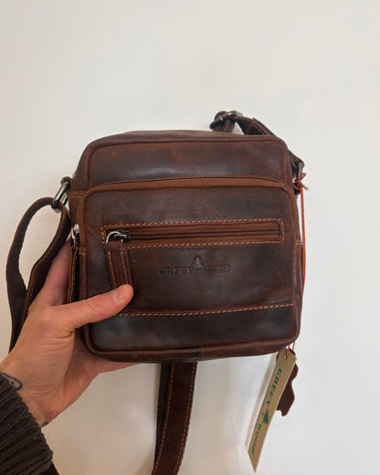 Oliver Unisex Leather Crossbody Bag: 2 COLORS