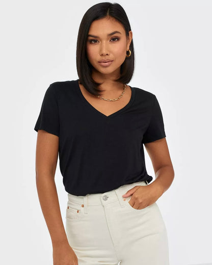 The Spicy V-neck Top