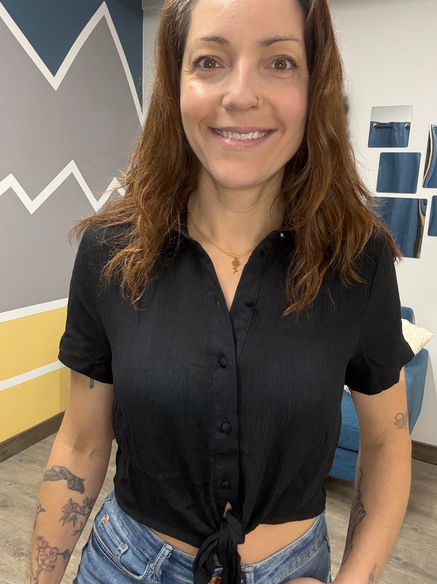 The Menny Tie Short Sleeve Blouse