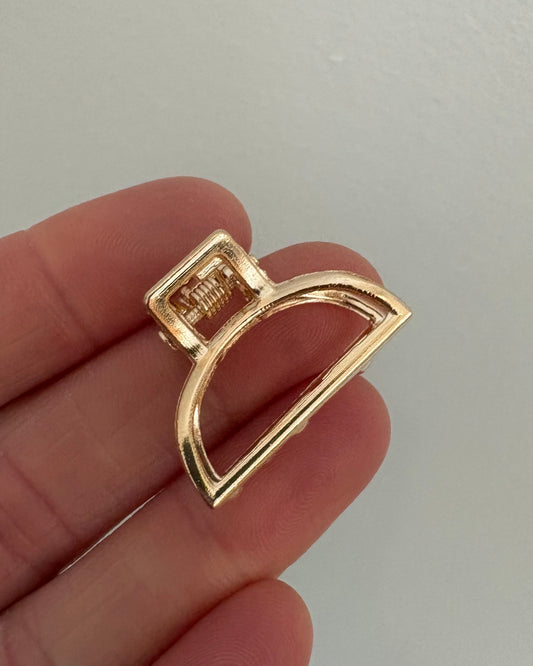 Tiny Gold Claw Hair Clip