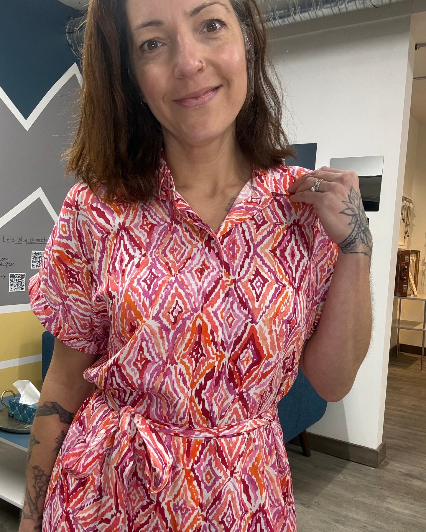 The Easy Joy Short 60's Inspired Shirt Dress