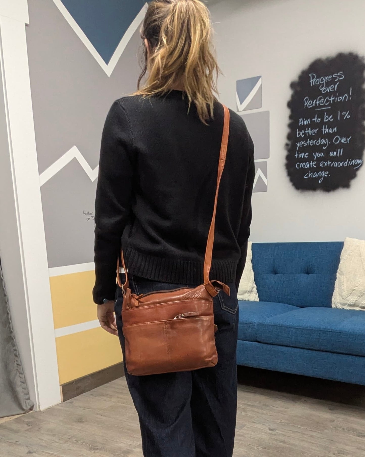 Lisa Leather Crossbody Purse