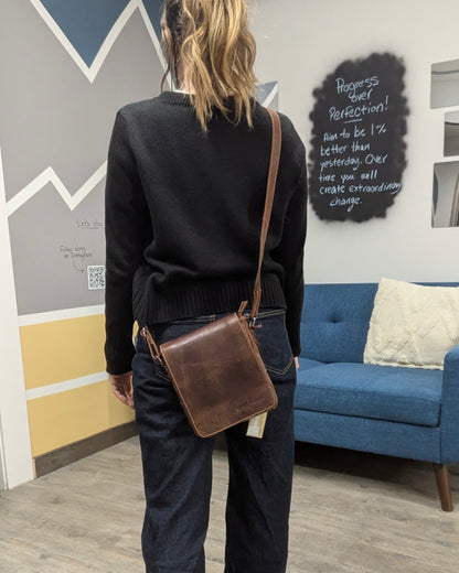 Luna Unisex Leather Small Shoulder Bag: 2 COLORS