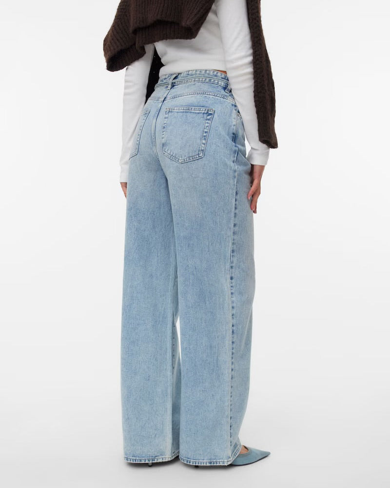 The Wien Belt Extra Wide Jeans